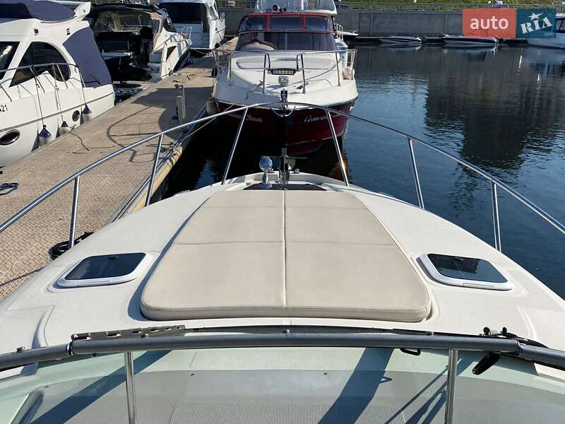 Катер Regal 2660 2001 в Киеве