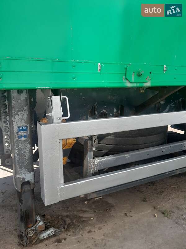 Бортовой полуприцеп Reisch RSBS 2002 в Василькове