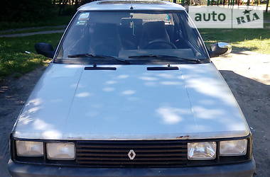 Хэтчбек Renault 11 1986 в Лысянке