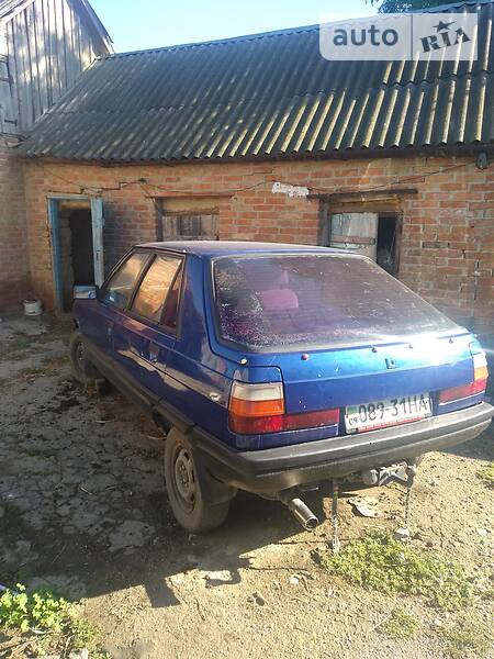 Renault 11