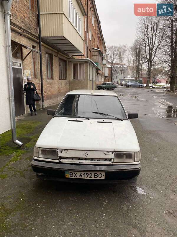 Хэтчбек Renault 11 1987 в Хмельницком фото 2 Хэтчбек Renault 11 1987 в Хмельницком