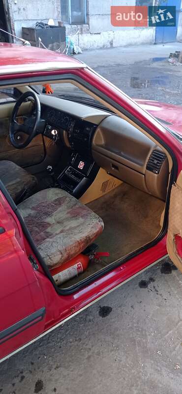 Хетчбек Renault 11 1987 в Кривому Розі