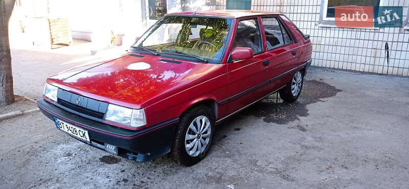 Хетчбек Renault 11 1987 в Кривому Розі