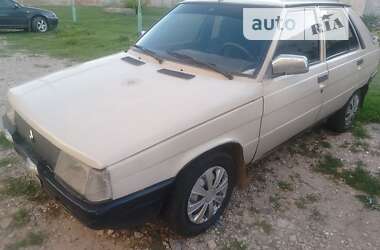 Хэтчбек Renault 11 1984 в Глухове