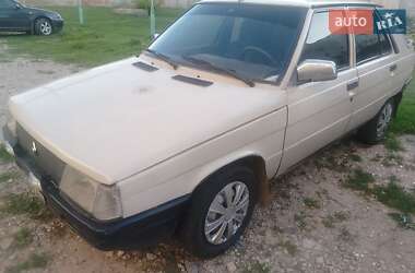 Хэтчбек Renault 11 1984 в Глухове