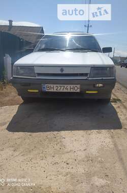 Хетчбек Renault 11 1986 в Овідіополі