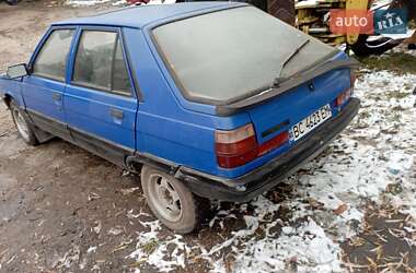 Хэтчбек Renault 11 1985 в Зборове