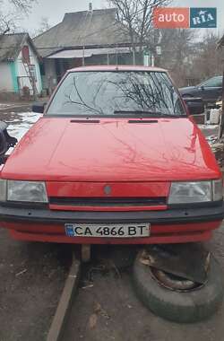 Хетчбек Renault 11 1987 в Смілі