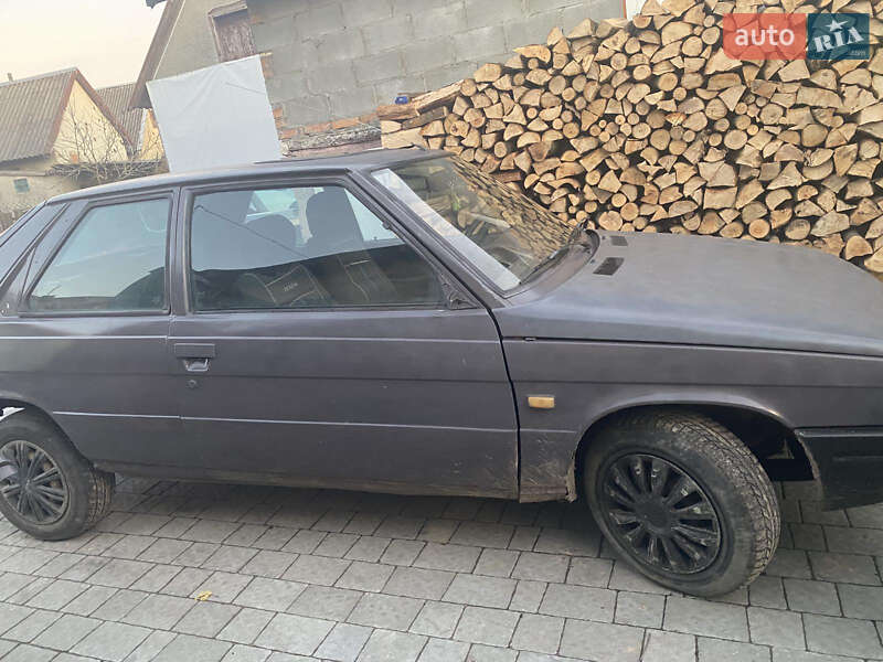 Хетчбек Renault 11 1985 в Львові