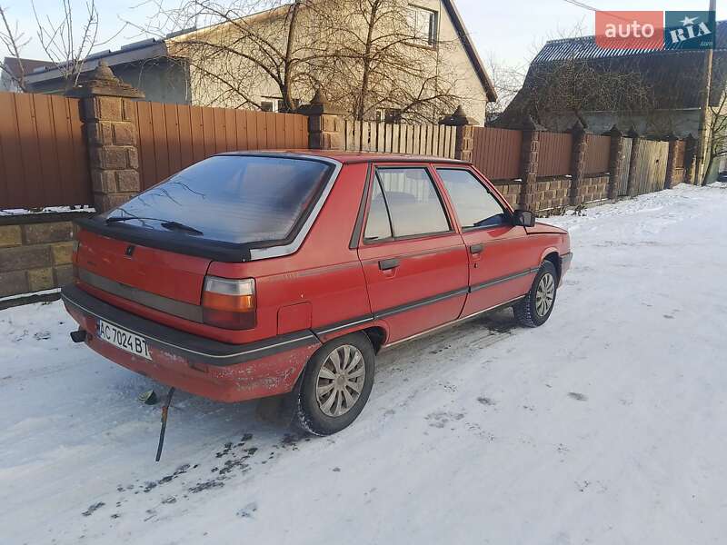 Хэтчбек Renault 11 1988 в Ровно фото 3 Хэтчбек Renault 11 1988 в Ровно