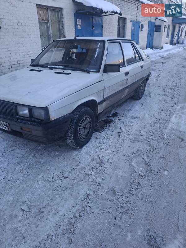 Хэтчбек Renault 11 1986 в Хмельницком