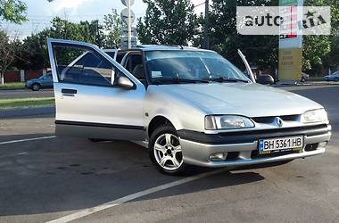 Седан Renault 19 1995 в Одессе