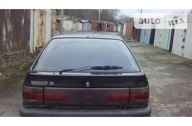 Хетчбек Renault 19 1992 в Львові