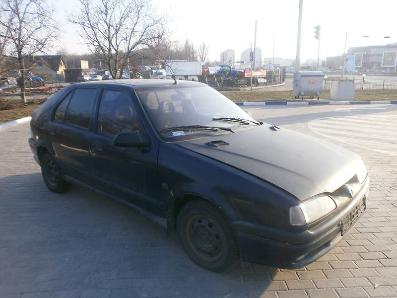 Хетчбек Renault 19 1992 в Дніпрі