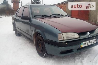 Седан Renault 19 1990 в Теофиполе