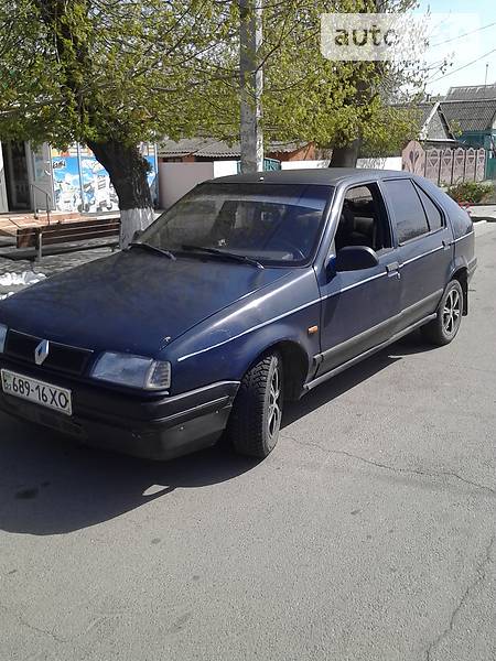 Renault 19 1991 року
