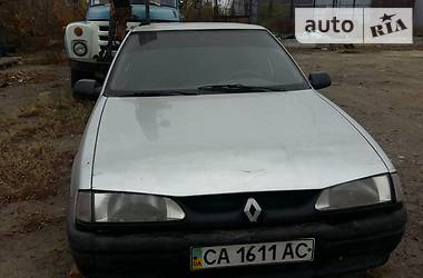 Седан Renault 19 1998 в Гайсине