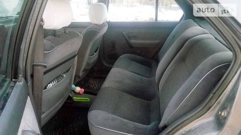 Хетчбек Renault 19 1989 в Рівному фото 18 Хетчбек Renault 19 1989 в Рівному