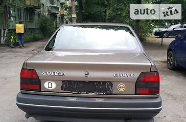 Седан Renault 19 1991 в Днепре