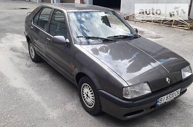 Хэтчбек Renault 19 1989 в Киеве