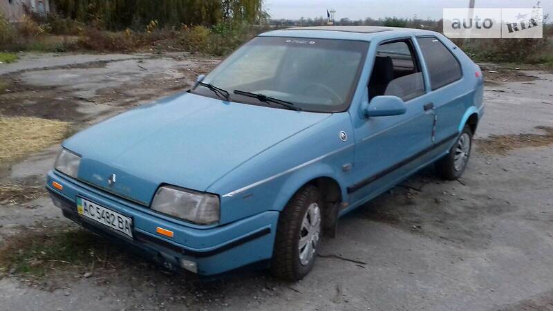 Хэтчбек Renault 19 1989 в Полонном