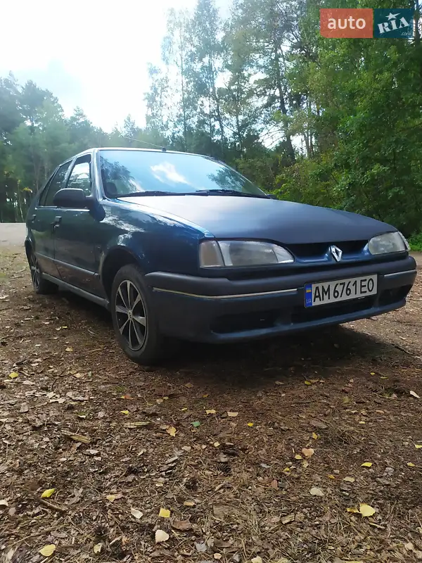 Renault 19