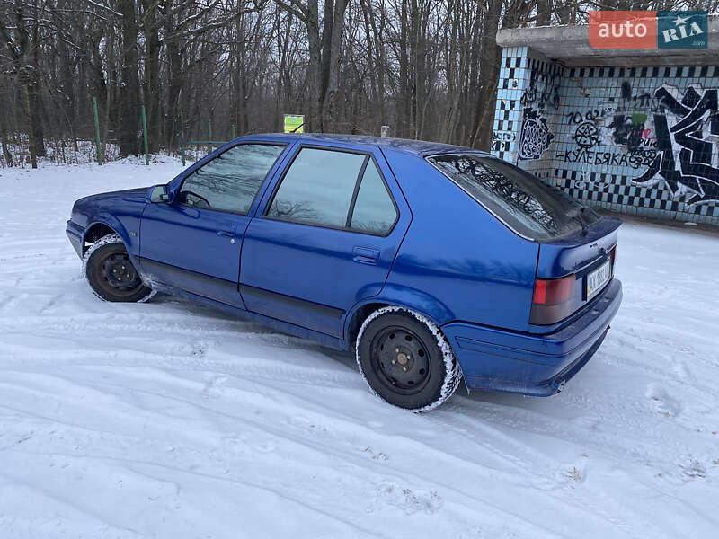 Хетчбек Renault 19 1989 в Зміїві