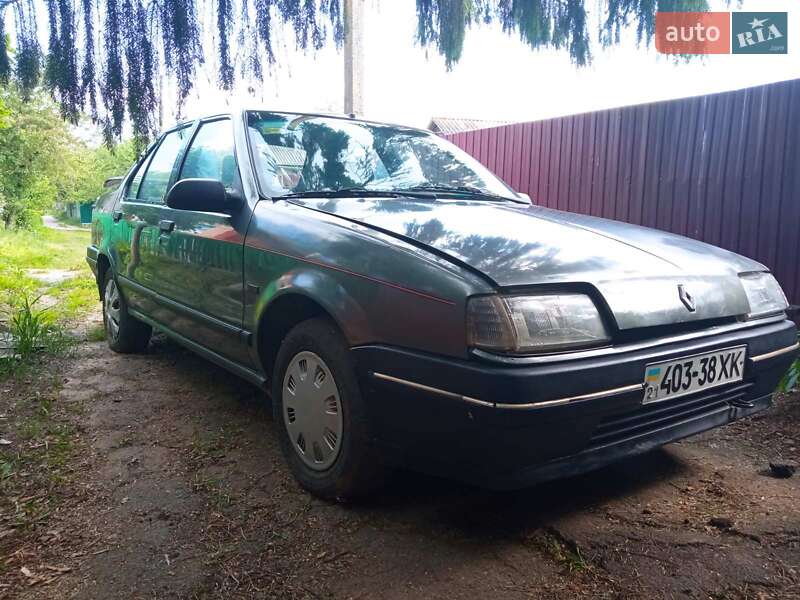 Седан Renault 19 1991 в Пирятине
