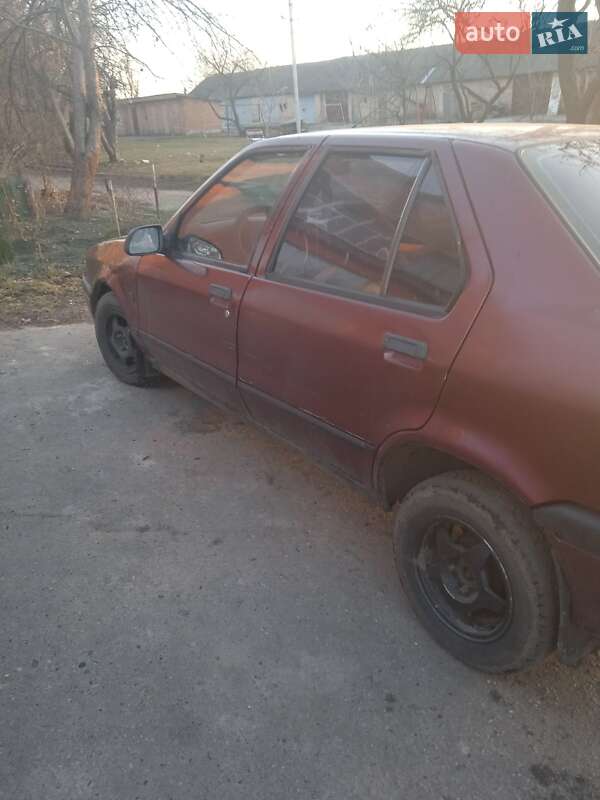 Седан Renault 19 1994 в Шишаки