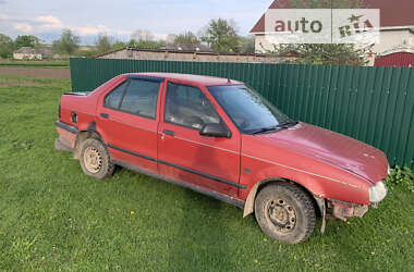 Седан Renault 19 1992 в Теофиполе