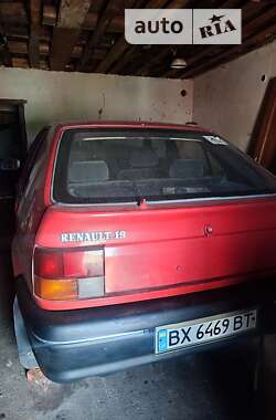 Хэтчбек Renault 19 1989 в Шепетовке