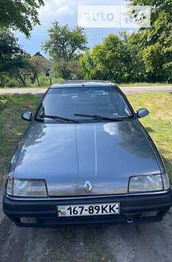 Хэтчбек Renault 19 1991 в Корсуне-Шевченковском