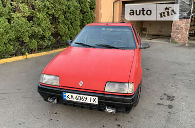 Хэтчбек Renault 19 1991 в Киеве