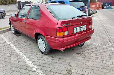 Хэтчбек Renault 19 1991 в Городке