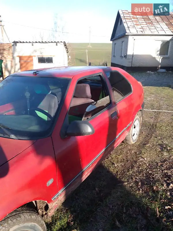 Renault 19
