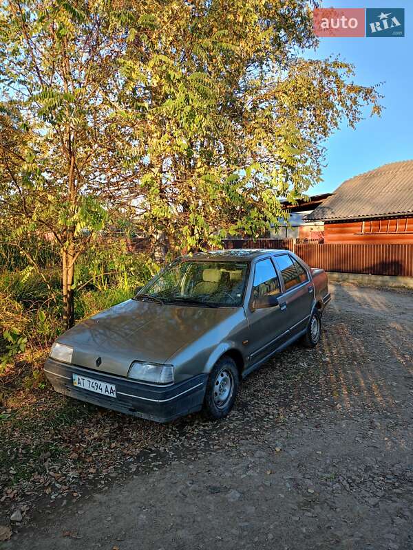 Седан Renault 19 1990 в Богородчанах