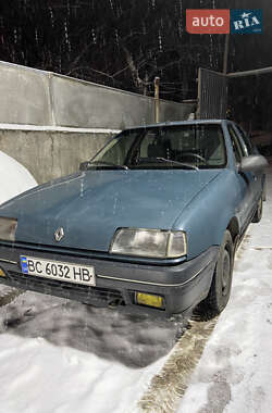 Седан Renault 19 1992 в Львове