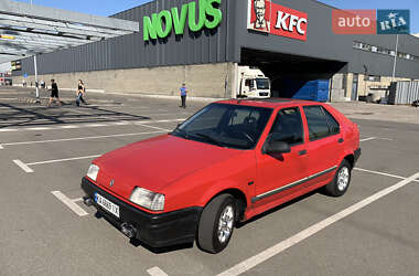 Хэтчбек Renault 19 1991 в Киеве