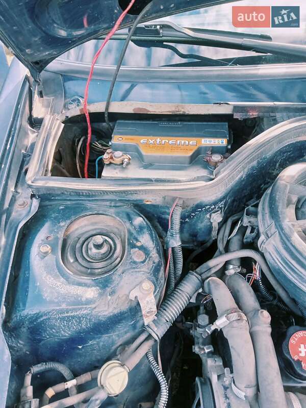 Седан Renault 19 1992 в Бобровиці