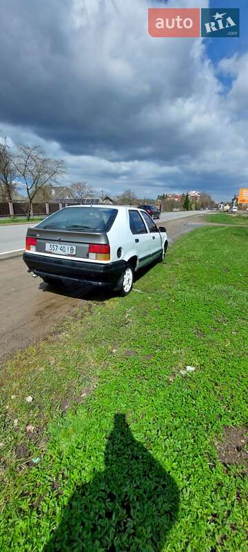 Хэтчбек Renault 19 1992 в Драгомирчанах