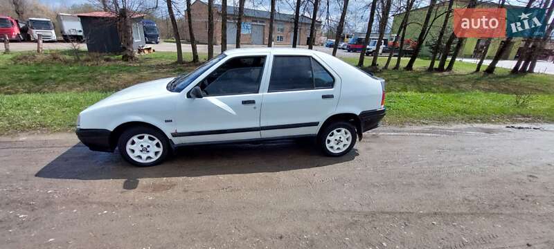 Хэтчбек Renault 19 1992 в Драгомирчанах