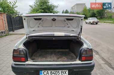 Седан Renault 19 1992 в 