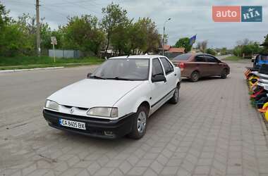Седан Renault 19 1992 в 