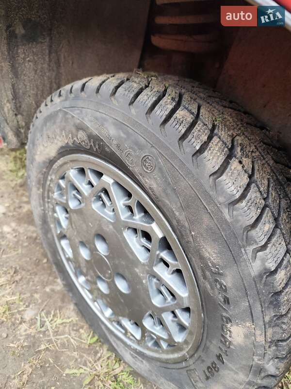 Хетчбек Renault 19 1994 в Снятині