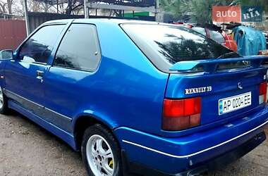 Хэтчбек Renault 19 1990 в Днепре