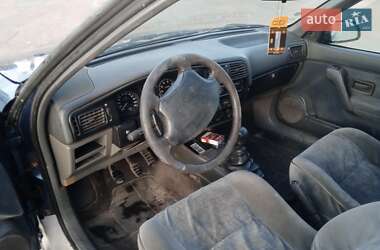Хэтчбек Renault 19 1995 в 