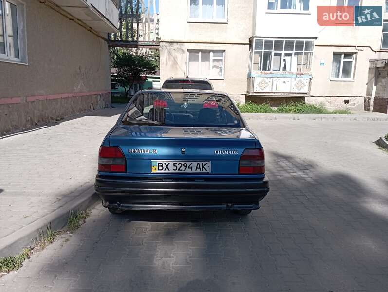 Седан Renault 19 1990 в Ивано-Франковске