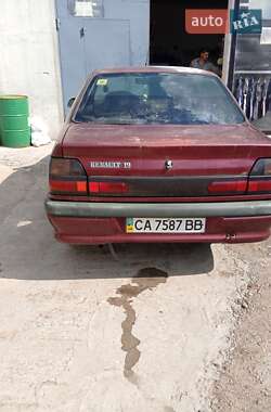 Седан Renault 19 1992 в Черкасах