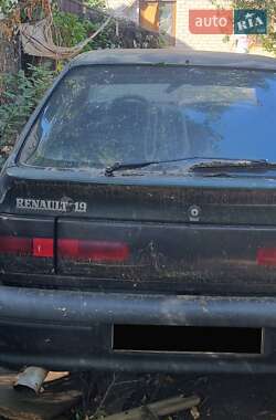 Седан Renault 19 1996 в Одесі