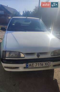 Хэтчбек Renault 19 1995 в Кривом Роге